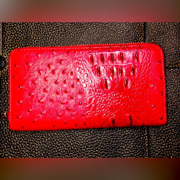 BEAUTIFUL RED SHOULDER BAG AND WALLET SET❤️‍🔥 - Picture 15 of 16